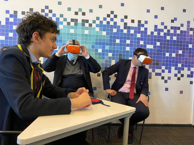 ბაქსვუდისა და კომაროვის სკოლის თანამშრომლობის მემორანდუმი