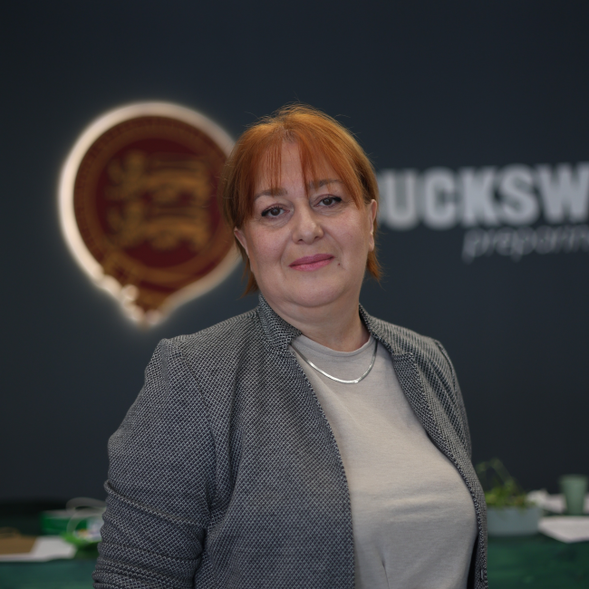 ნატალია ალავიძე