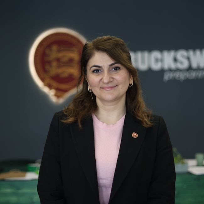 მაია ჩადუნელი