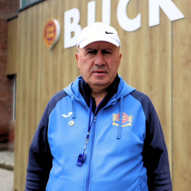 შალვა თევზაძე