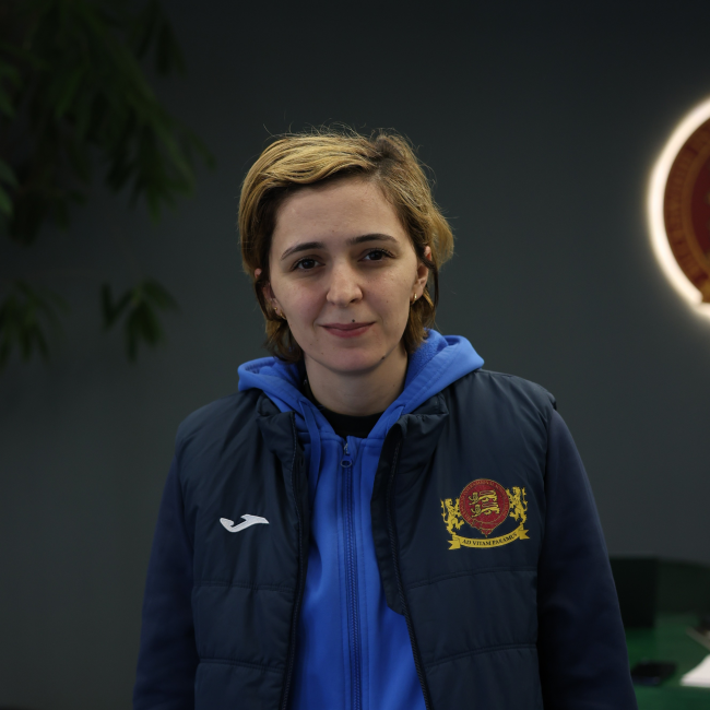 მეგი მეტივიშვილი