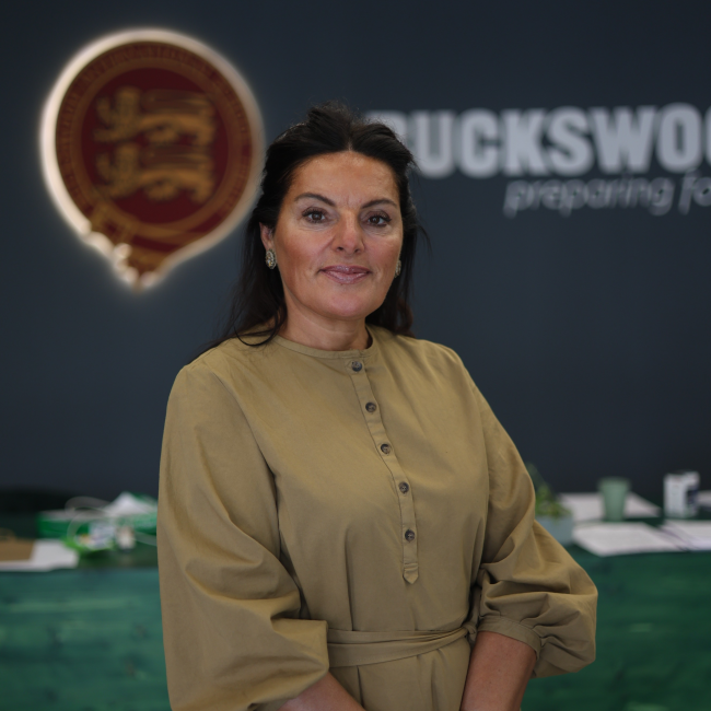 მანანა მაისურაძე